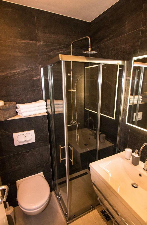 Ceratonia Apartments Lovište Esterno foto
