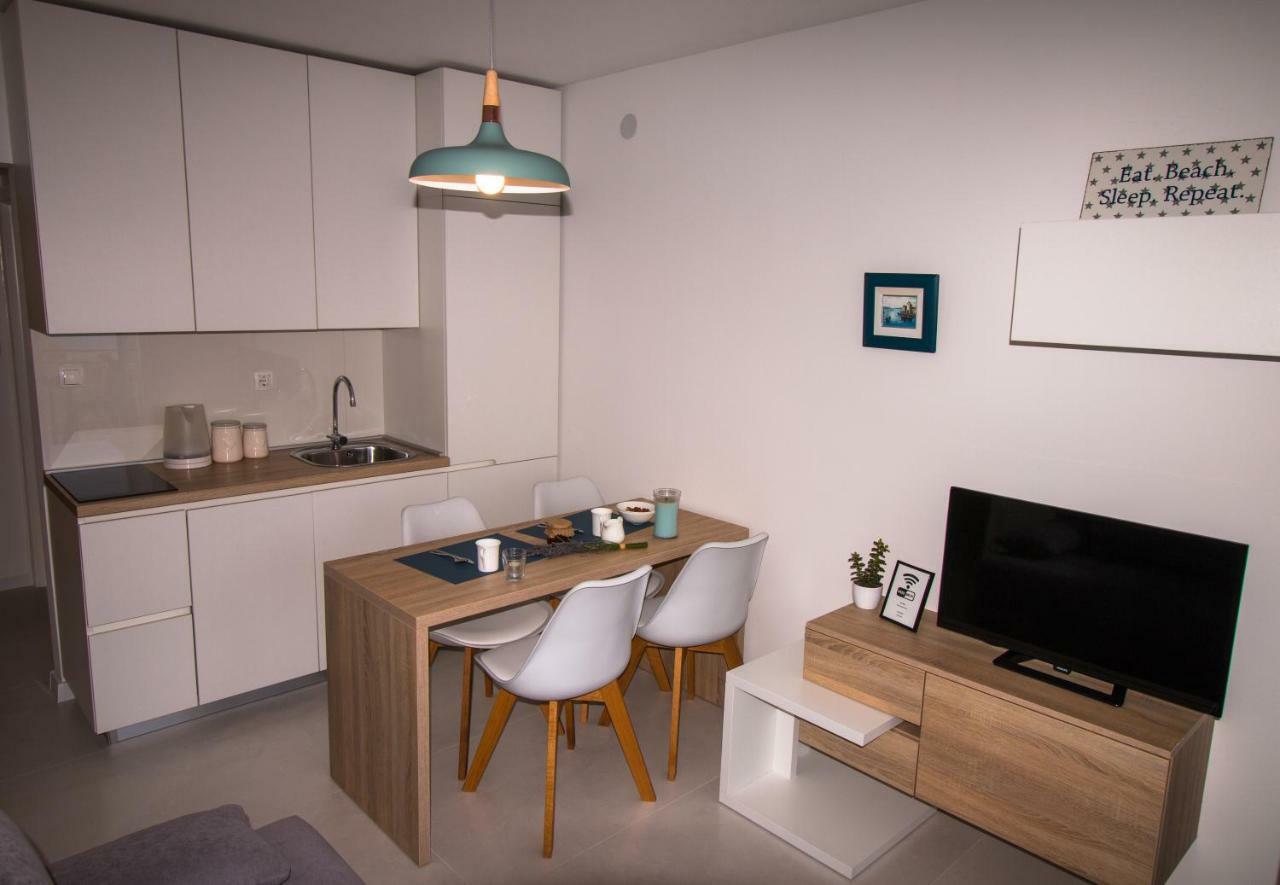 Ceratonia Apartments Lovište Esterno foto